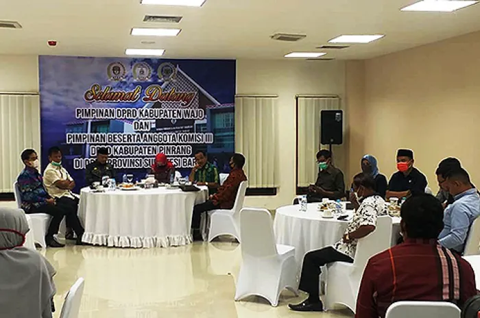 Menjalin Silaturrahmi, DPRD Sulawesi Barat Menggelar Rapat
