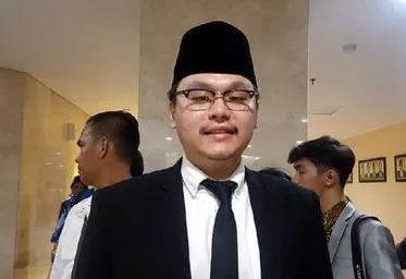 William Dipanggail BK DPRD DKI  Bongkar Anggaran Aibon Rp 82 8 M 