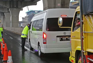 Pengendara Tidak Memiliki SIKM Arah Jakarta Akan Diputar Balik ke Merak