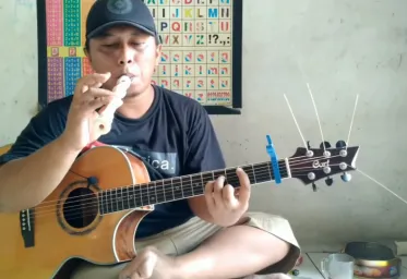 Alip Ba Ta Sang Master Fingerstyle Yang Jadi Duta Budaya