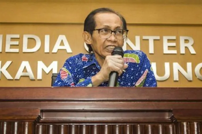  Presiden Jokowi Berikan Penghargaan Almarhum Artijo Alkostar Bintang Mahaputra Adipradana 