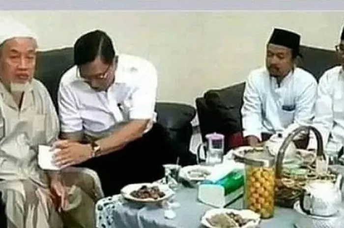 Menko Maritim Luhut Dilaporkan ke Bawaslu Kasus Video Segepok Uang Buat Kiai