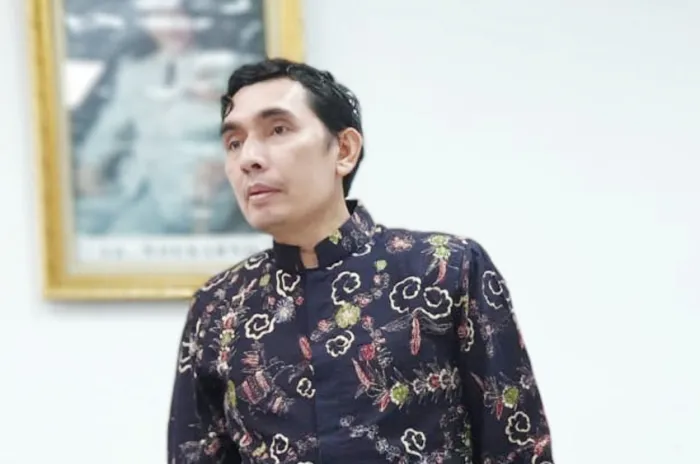 Adanya Rektor Yang Merangkap Jadi Komisaris Menunjukkan Terjadi "Kelumpuhan Intelektual"