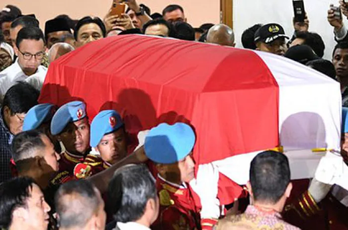 Warisan Habibie Yang Nyaris Hilang