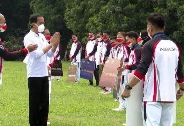  Para Atlit Peraih Medali Olimpiade Mendapatkan Bonus Dari Presiden Jokowi 