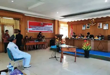 Kades Parinding Dilantik Bupati Mamasa Untuk Priode Kedua