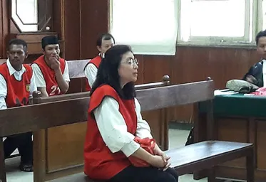 Wanita Cantik Terjerat Kasus Penipuan