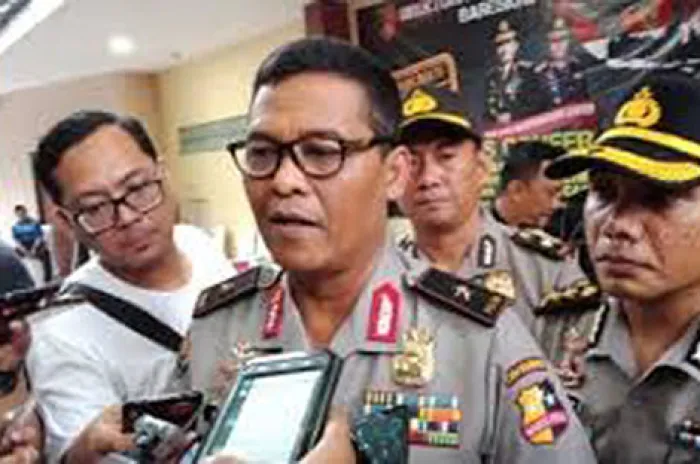 Polri Bubarkan 1.371 Kerumunan Massa Cegah Penyebaran Corona