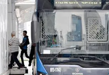 TransJakarta Menutup Pembayaran Tunai untuk Cegah Penyebaran Virus Corona