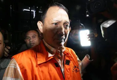 Direktur Krakatau Steel Resmi Ditetapkan Sebagai Tersangka dan Ditahan KPK 