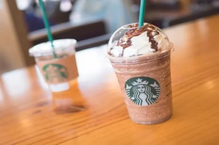 Intip Payudara Pelanggan Lewat CCTV Dua Eks Pegawai Starbucks Diamankan Polisi