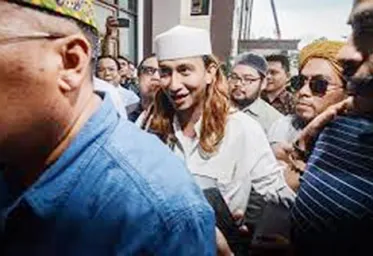 Ustadz Bahar Smith Kembali Dijebloskan Ke LP Gunung Sindur Bogor