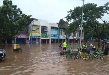 Hujan Deras Wilayah Jakbar Banjir