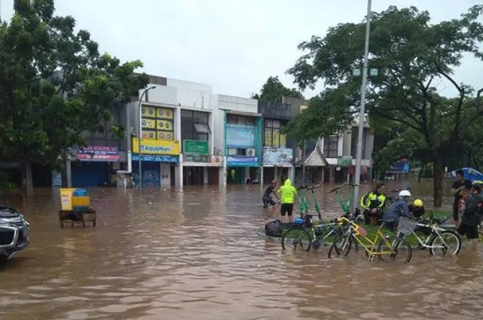 Hujan Deras Wilayah Jakbar Banjir