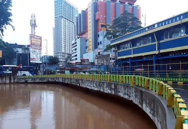 Pintu Air Jembatan Merah Jakarta Pusat Siaga I
