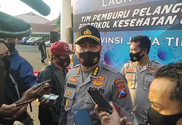 Kapolda Jatim Dan Gubernur Launching Tim Pemburu Pelanggar Protokol Kesehatan Covid19 Serta Terapkan Perda No 2 Tahun 2020