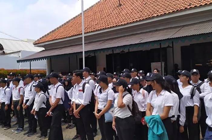 Kampus Dan Sekolah Harus Berikan Keringanan Biaya Pendidikan