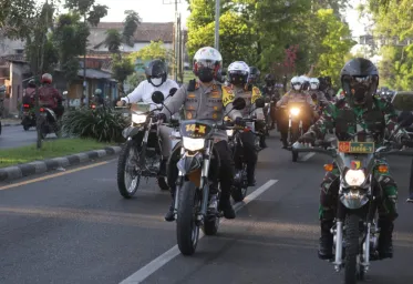 Forkopimda Jatim Cek Tempat Isoter dan 3T di Posko PPKM Sidoarjo