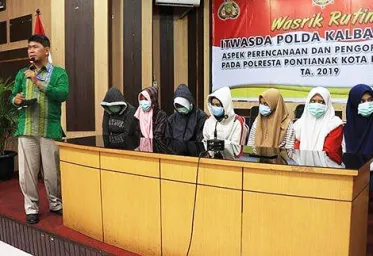 3 Siswi SMA Pengeroyok Siswi SMP Bantah Merusak Alat Vital Korban