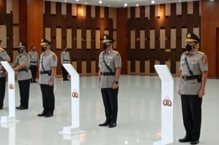 Komjen Agus Andrianto Dilantik Jadi Kabareskrim