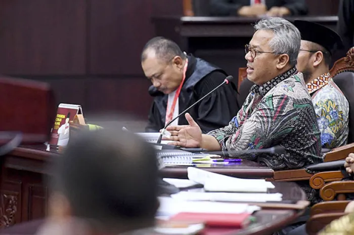 Tim Hukum KPU Minta MK Menolak Seluruh Gugatan Prabowo-Sandi