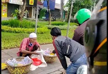 ABKB Berikan Bantuan Ke Korban Corona