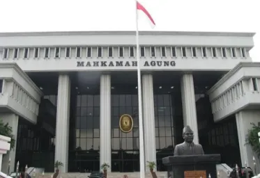 Ketua PN Jakbar Dapat Sanksi Dari MA Karena Dinilai Tidak Profesional