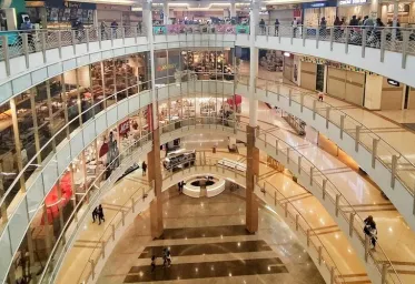 Kembali Buka Mall di Jakpus Wajibkan Pengunjung Sudah Vaksin Anak dan Lansia Dilarang Masuk