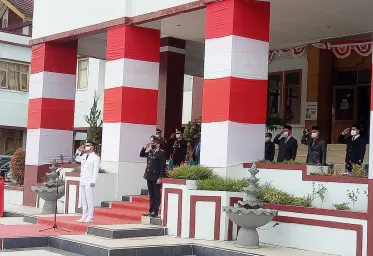 Kabupaten Mamasa Menggelar Upacara Kemerdekaan RI Ke75