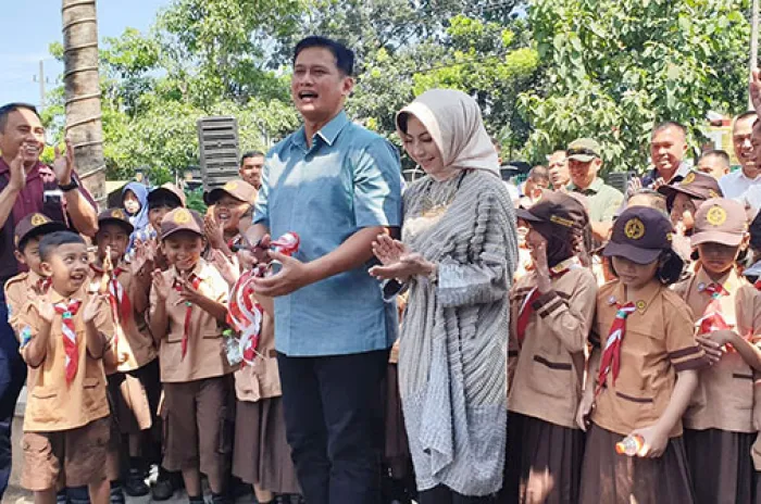 HUT KOSTRAD 58 Bazar Murah Resmi Dibuka Mayjend.TNI. Tri Yuniarto