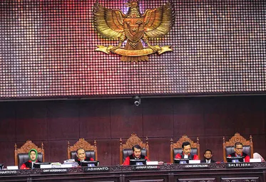 MK Gelar Sidang PerdanaUji Materi Perppu Corona