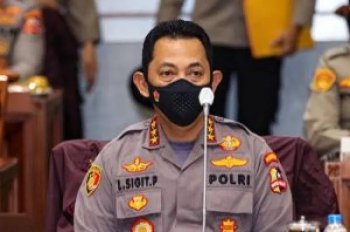 Mutasi Besar-Besaran Terjadi  Di Tubuh Polri