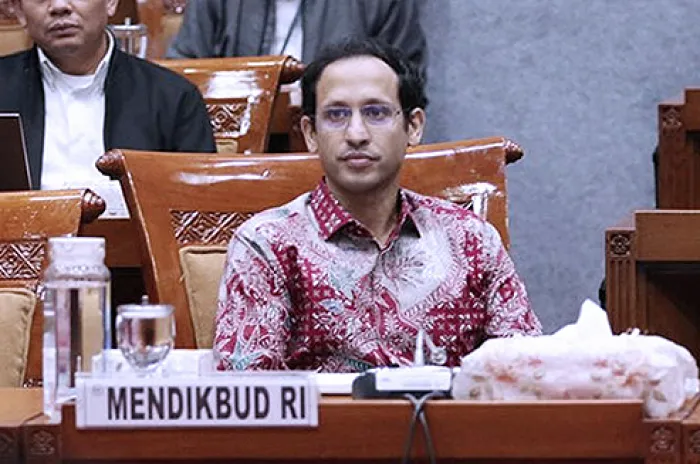 Mendikbud Lontarkan Gagasan Digitalisasi Sekolah 2021