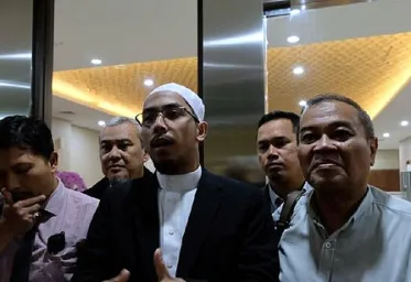 Abu Janda Mengaku  Diancam Akan Dibunuh 