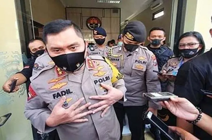 Polda Jatim Siagakan 1.600 Personel Kawal New Normal Wilayah Surabaya Raya 
