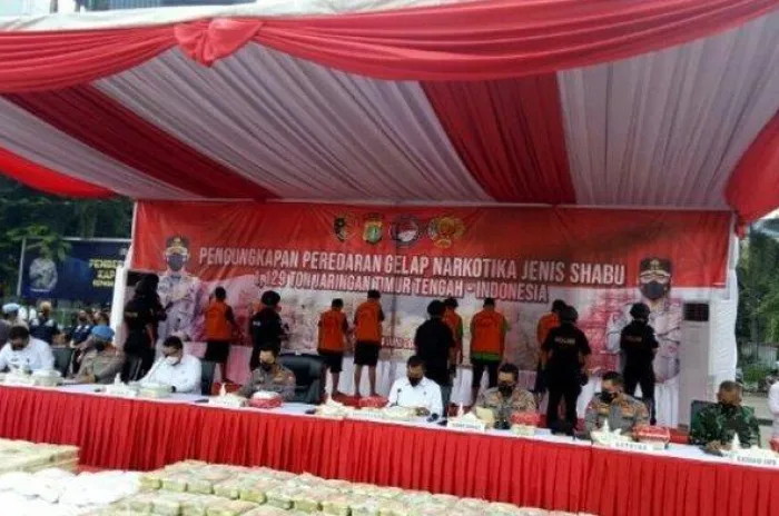 Polisi Berhasil Ungkap Peredaran Sabu 1,129 Ton