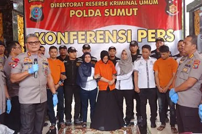 Polisi Gelar Rekontruksi Pembunuhan Hakim PN Medan