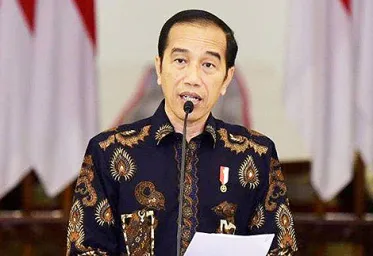 Jokowi Ingatkan Daerah Agar Tidak BuruBuru Menutup Wilayah