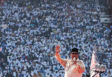 Prabowo  Rakyat Tidak Butuh Kartu dan Janji Janji  