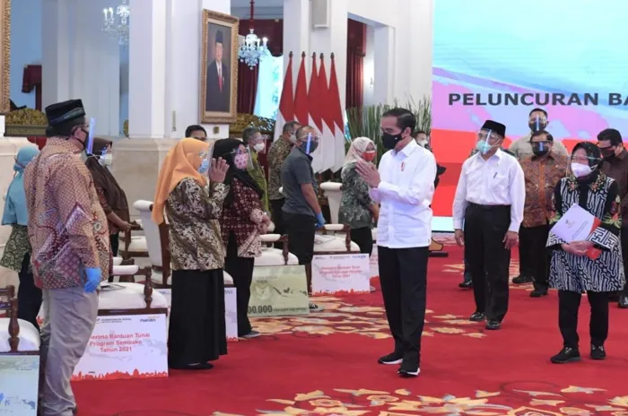 Presiden Jokowi Luncurkan Program Bantuan Tunai PKH 2021