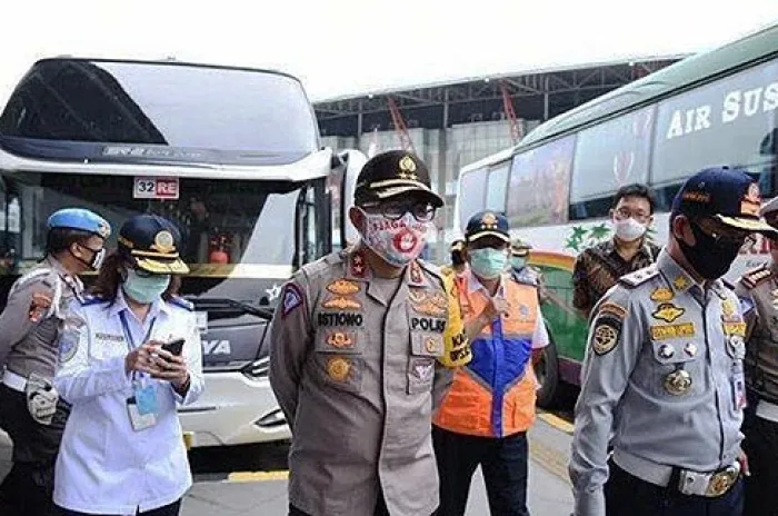 Kakorlantas Pastikan Penerapan Protokol Kesehatan Secara Ketat Untuk Penumpang Bus