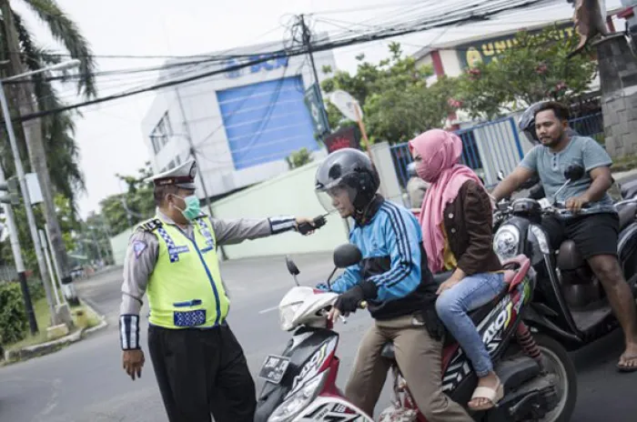 Polisi Berlakukan Sanksi Tilang 15 Jenis Pelanggaran Masa PSBB Transisi