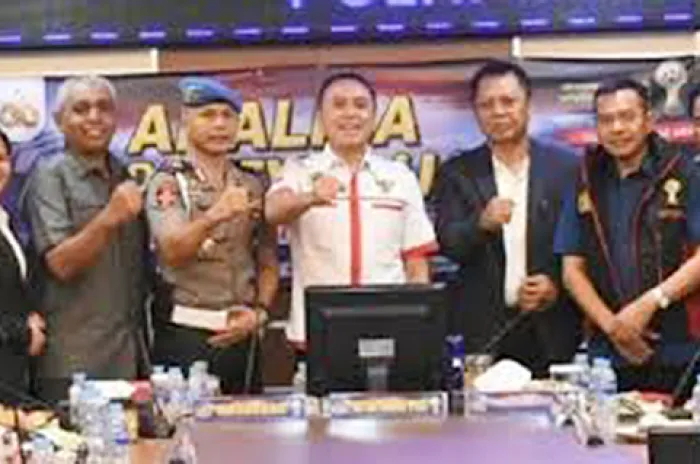 Ketua Umum PSSI Minta Satgas Mafiabola Dampingi Timnas<br><br>