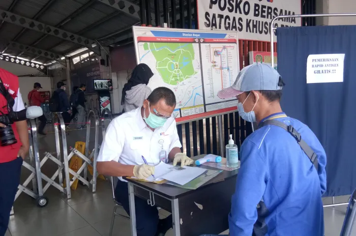 Pengguna KRL Akan Ditest Atigen Secara Acak Dibeberapa Stasiun