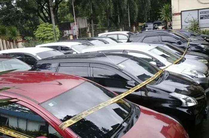 Seorang Anggota Polri di Kepri Gelapkan Puluhan Unit Mobil Rental