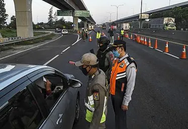 Sepekan 21 Ribu Lebih Kendaraan Hendak Masuk Jakarta Ditindak