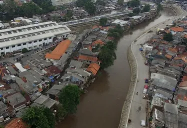Untuk Bebaskan Lahan Normalisasi Sungai Pemprov DKI Siapkan Anggaran Rp 1 Triliun