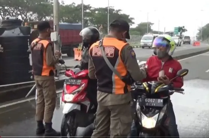  Meski Pos Penyekatan Di Suramadu Ditiadakan Warga Wajib Tunjukkan SIKM