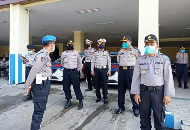 Dirlantas Polda Jatim Sikapi Keselamatan Semeru 2020 Saat Merebaknya Covid 19