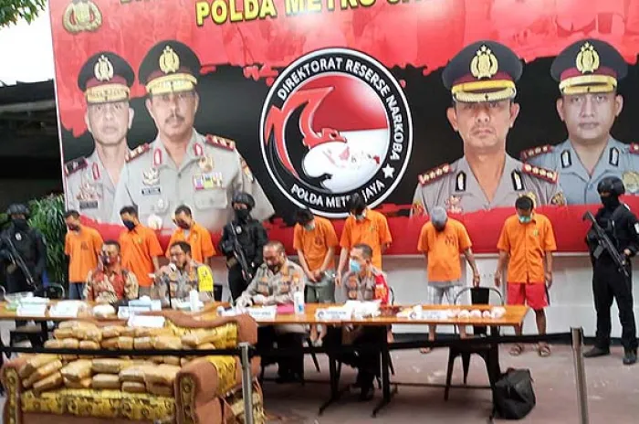 Polda Metro Gagalkan Penyelundupan Ratusan Kilogram Ganja dari Aceh
